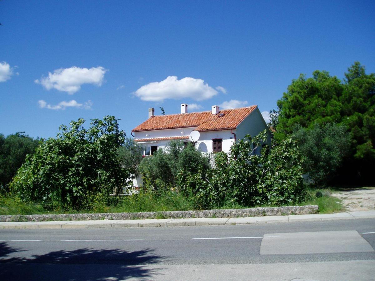 Apartments Vjera Krk Town Zewnętrze zdjęcie
