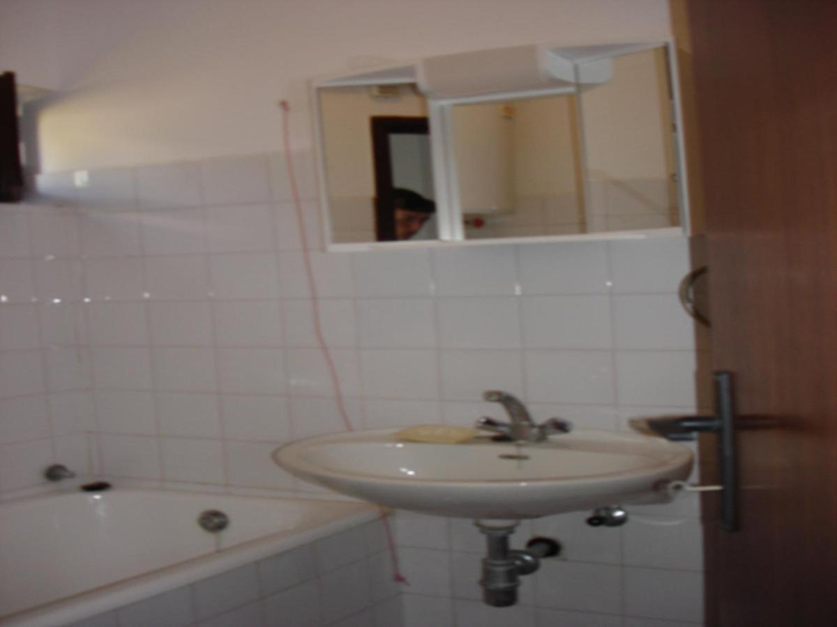 Apartments Vjera Krk Town Pokój zdjęcie